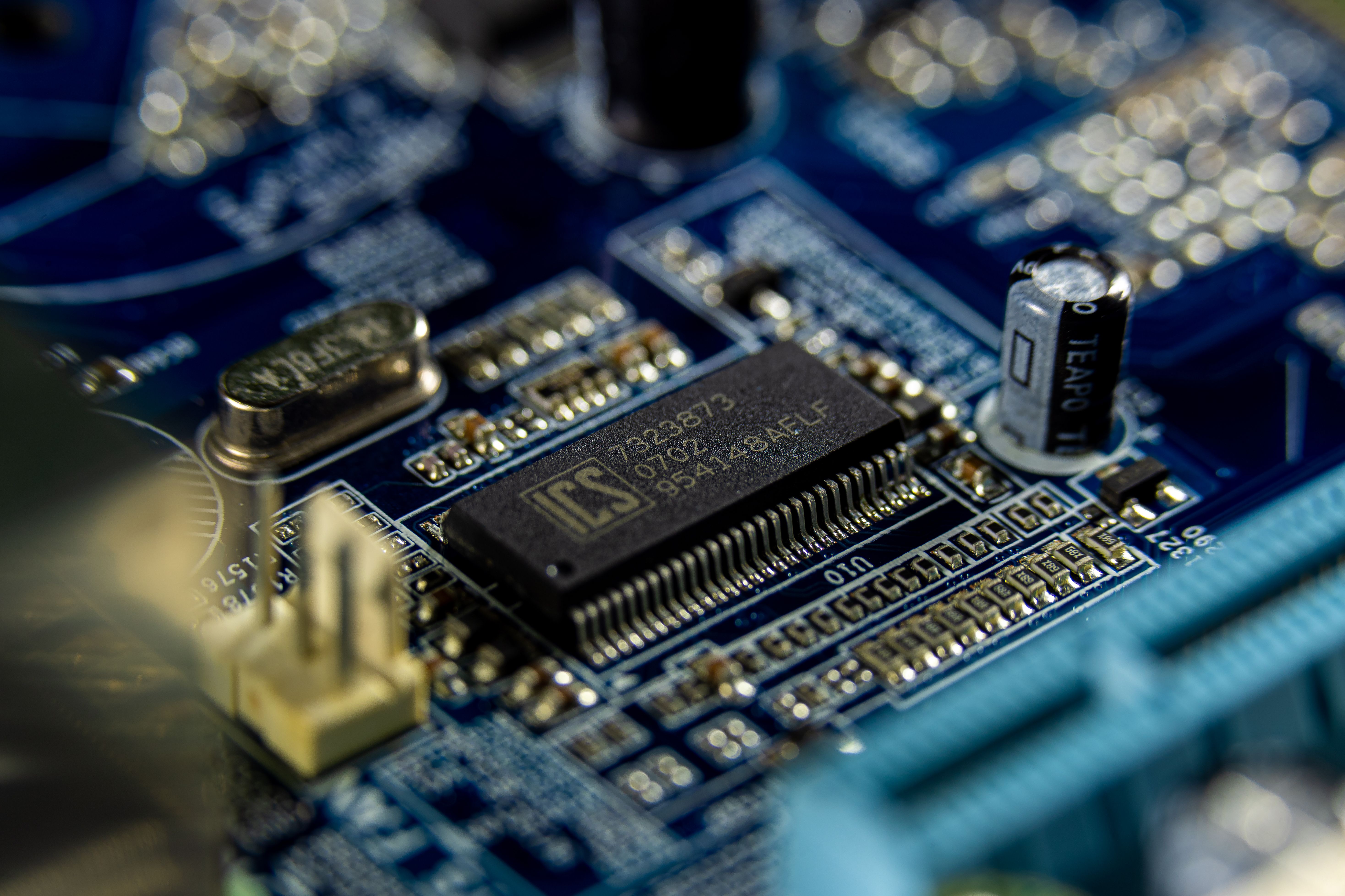 Global Capacitive Sensor Market Trends and Competitive Landscape