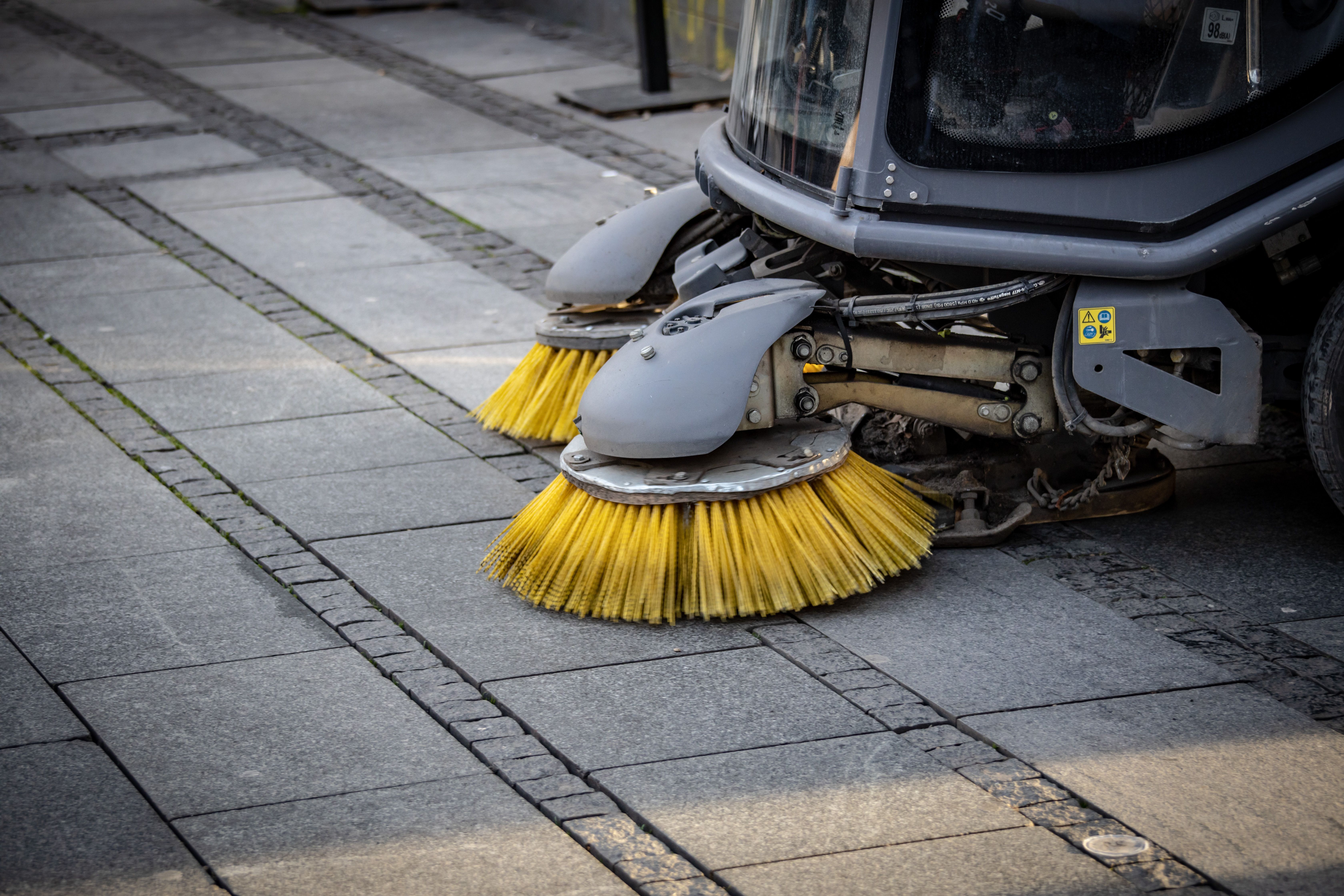 Commercial Scrubbers and Sweepers Market Size, Analysis