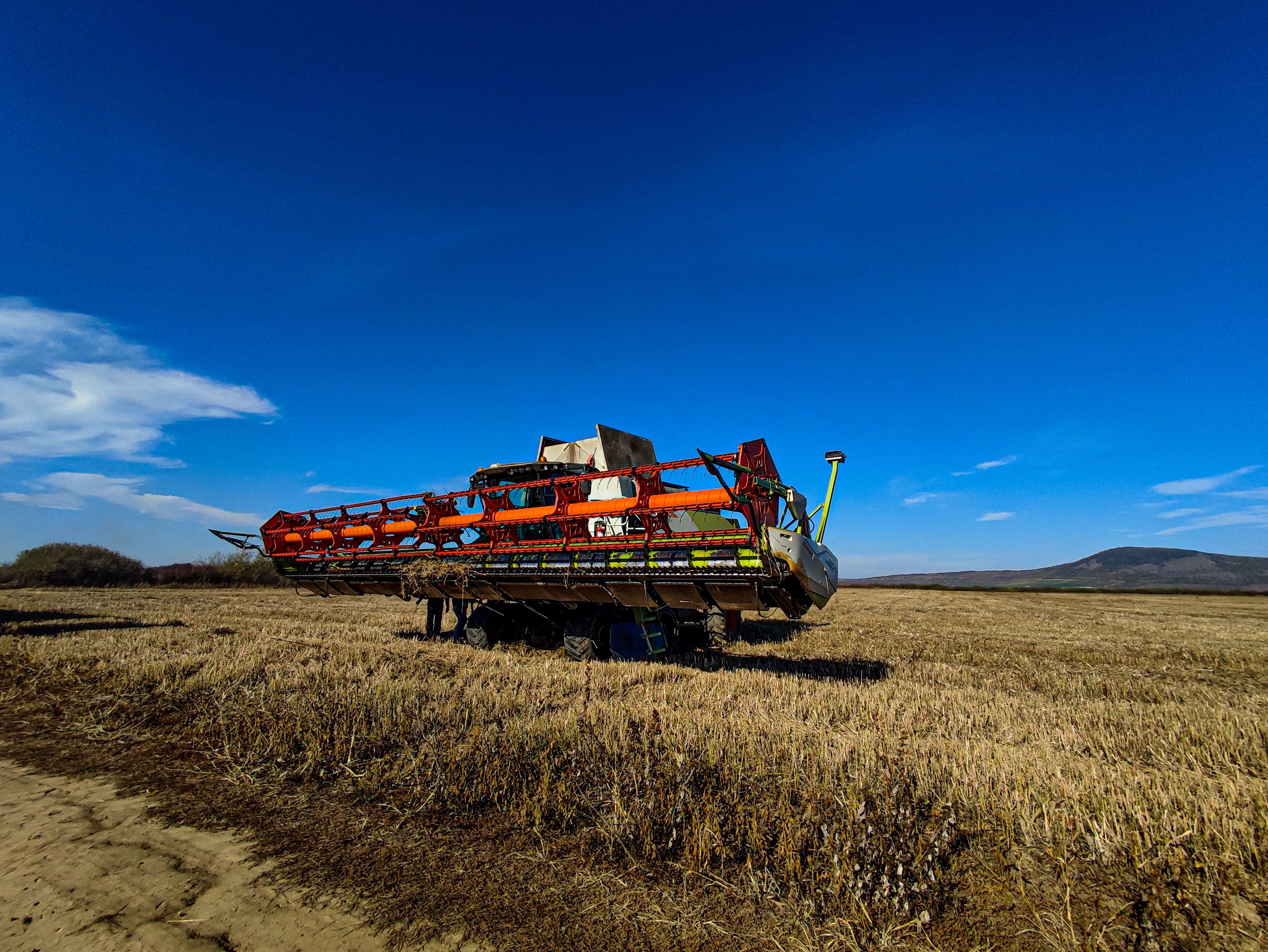 Global Harvesting Machinery Market: Industry Analysis and Forecast
