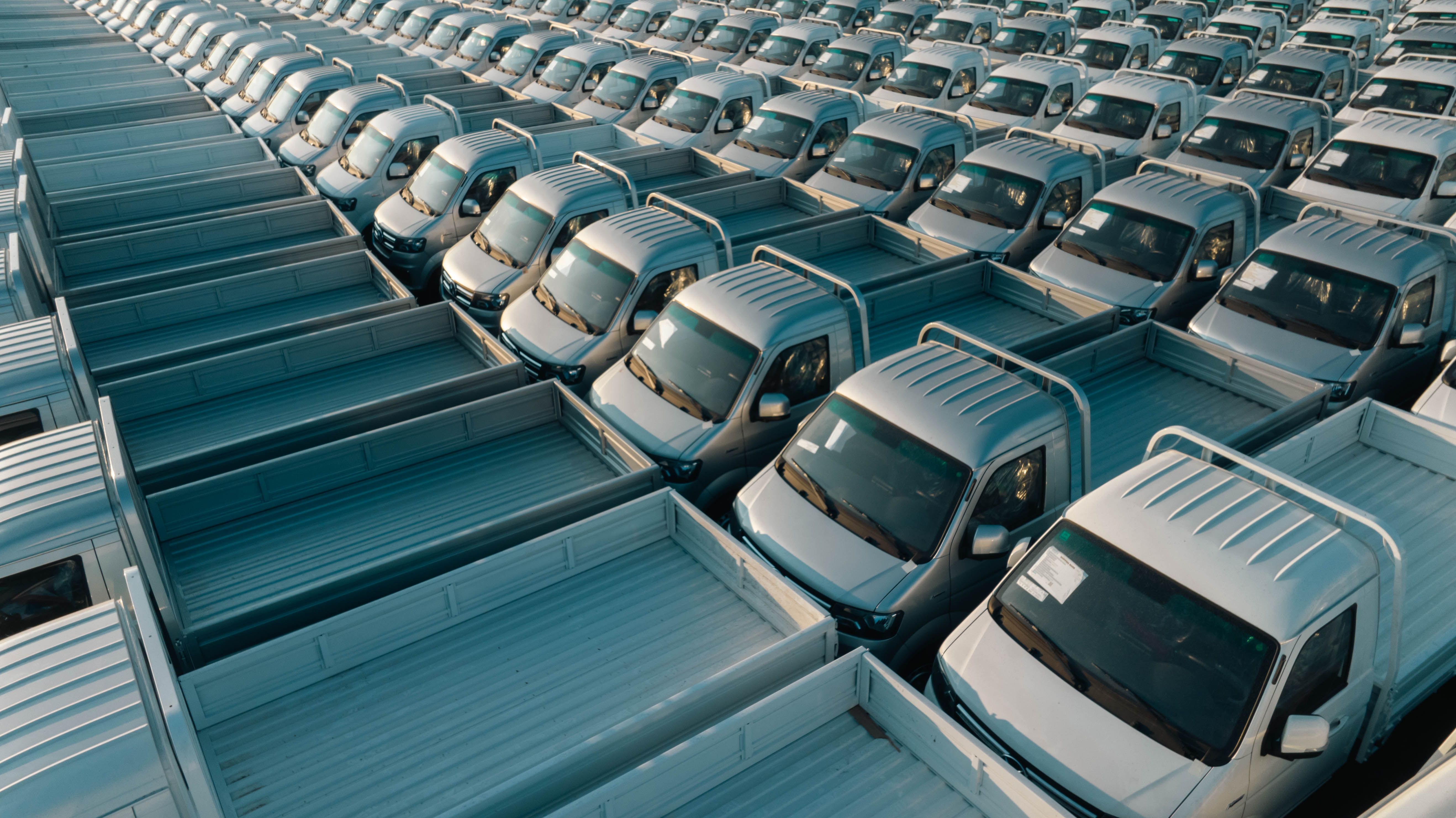 Global Small Commercial Vehicles Market Trends and Growth