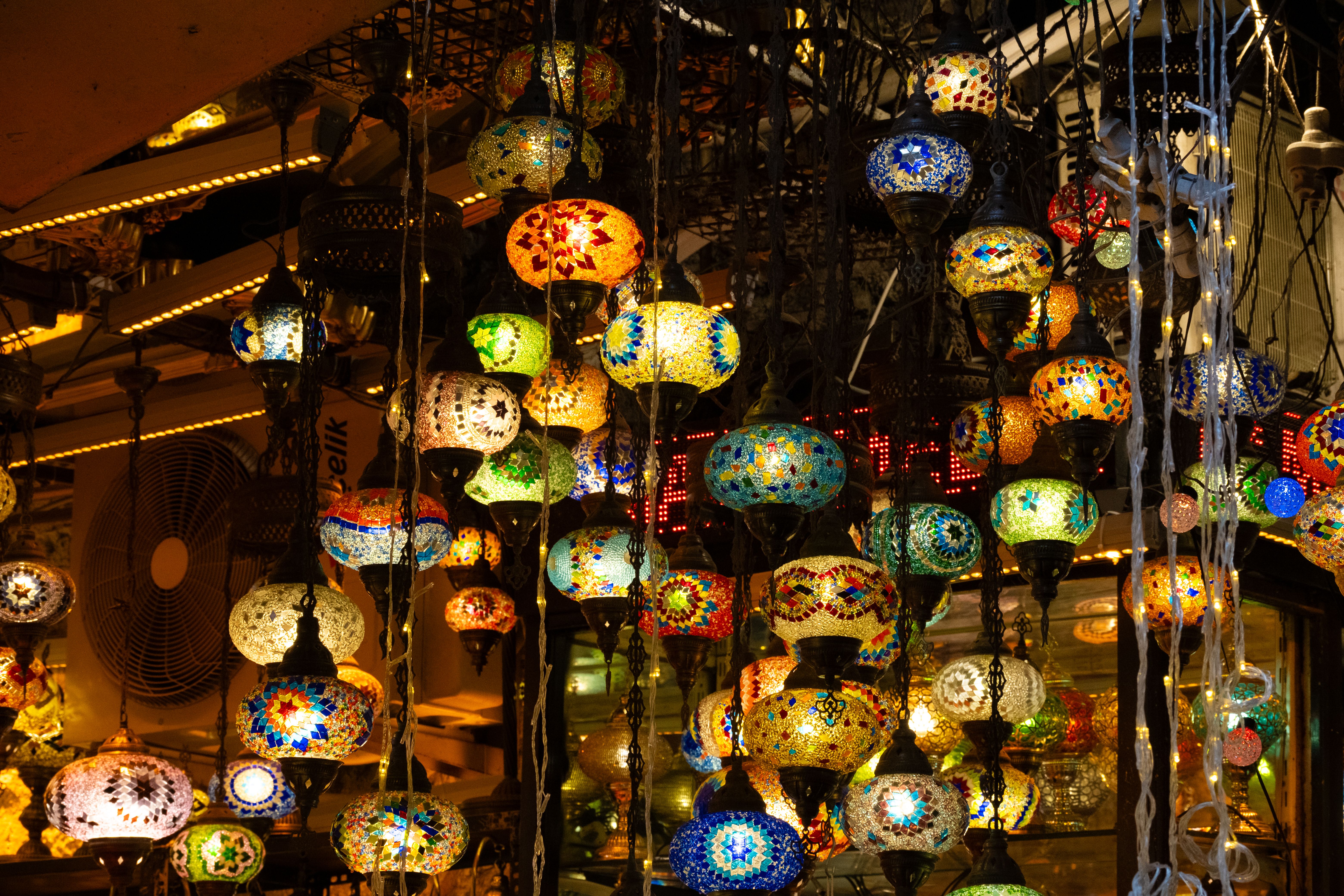 Lamps and Lighting Market Size, Share, Growth and Scope
