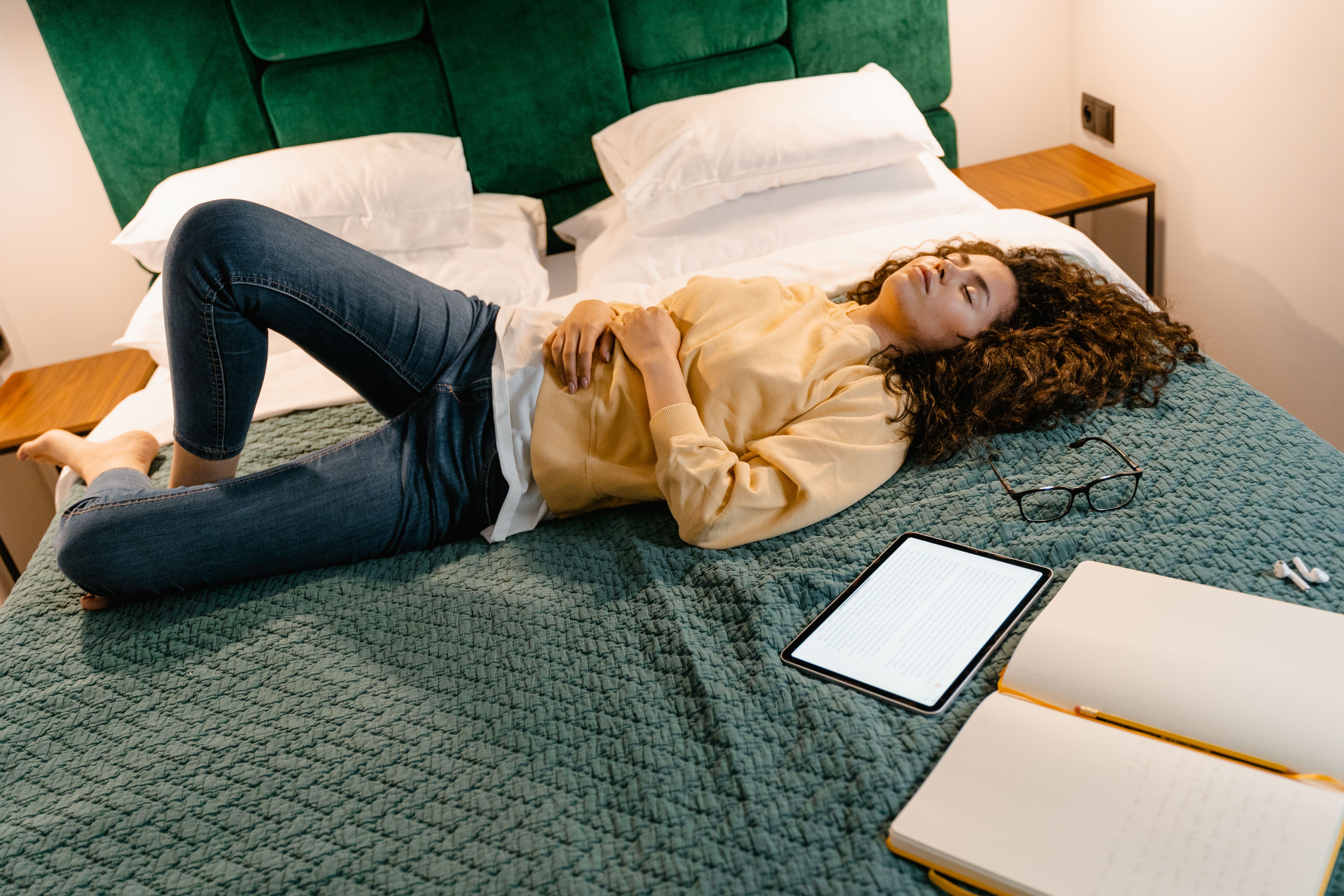 Global Premenstrual Syndrome Treatment Market: Market Size, Trends & Key Insights